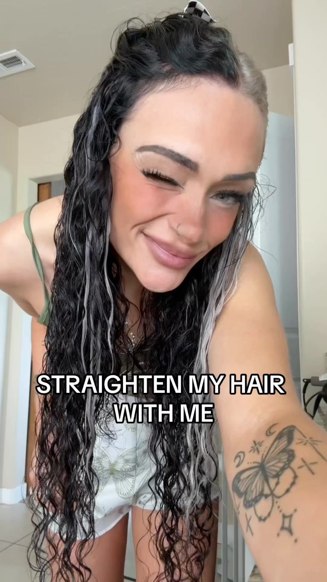 Straighten my hair with me ft. Perfect Locks